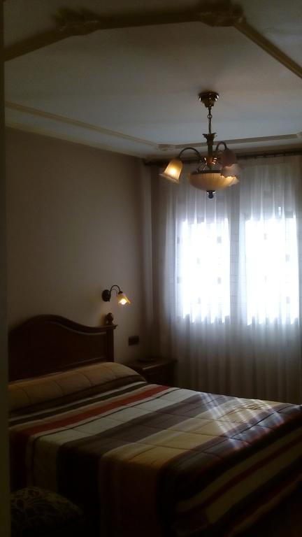 Hostal Granada Salamanca Habitación foto