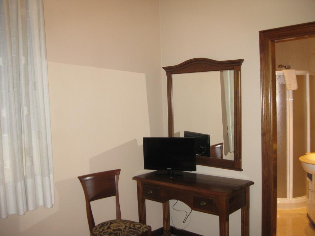 Hostal Granada Salamanca Habitación foto